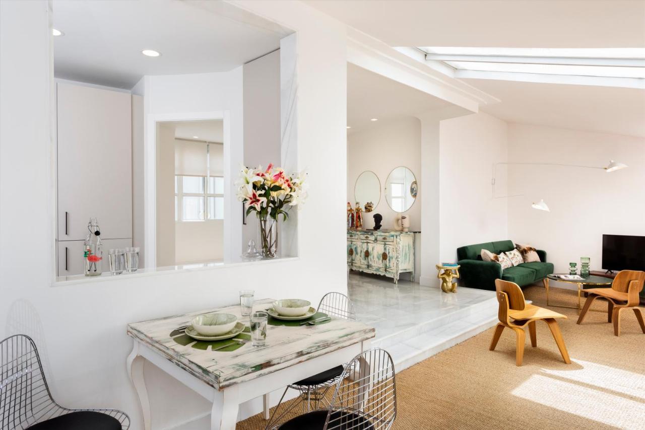 Monkeys Apartments Luxury Penthouse Cathedral & Terrace Séville Extérieur photo